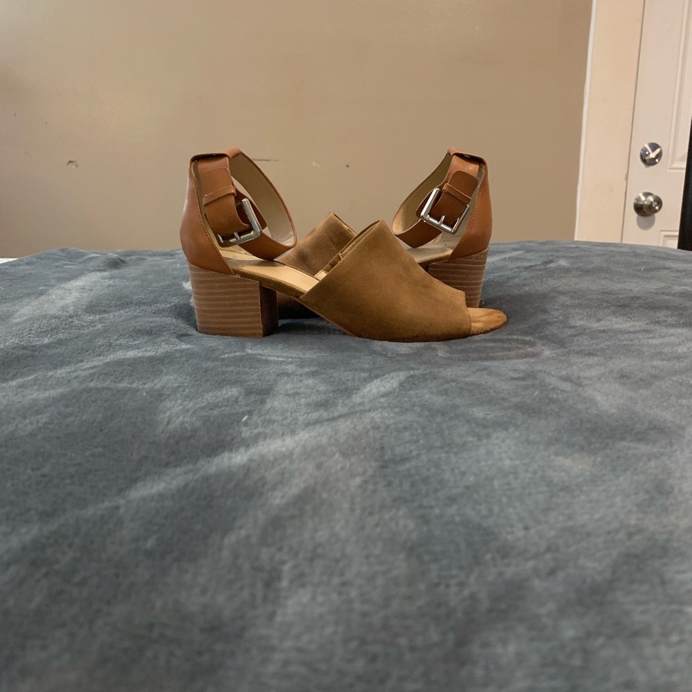 Marc Fisher LTD, 7.5